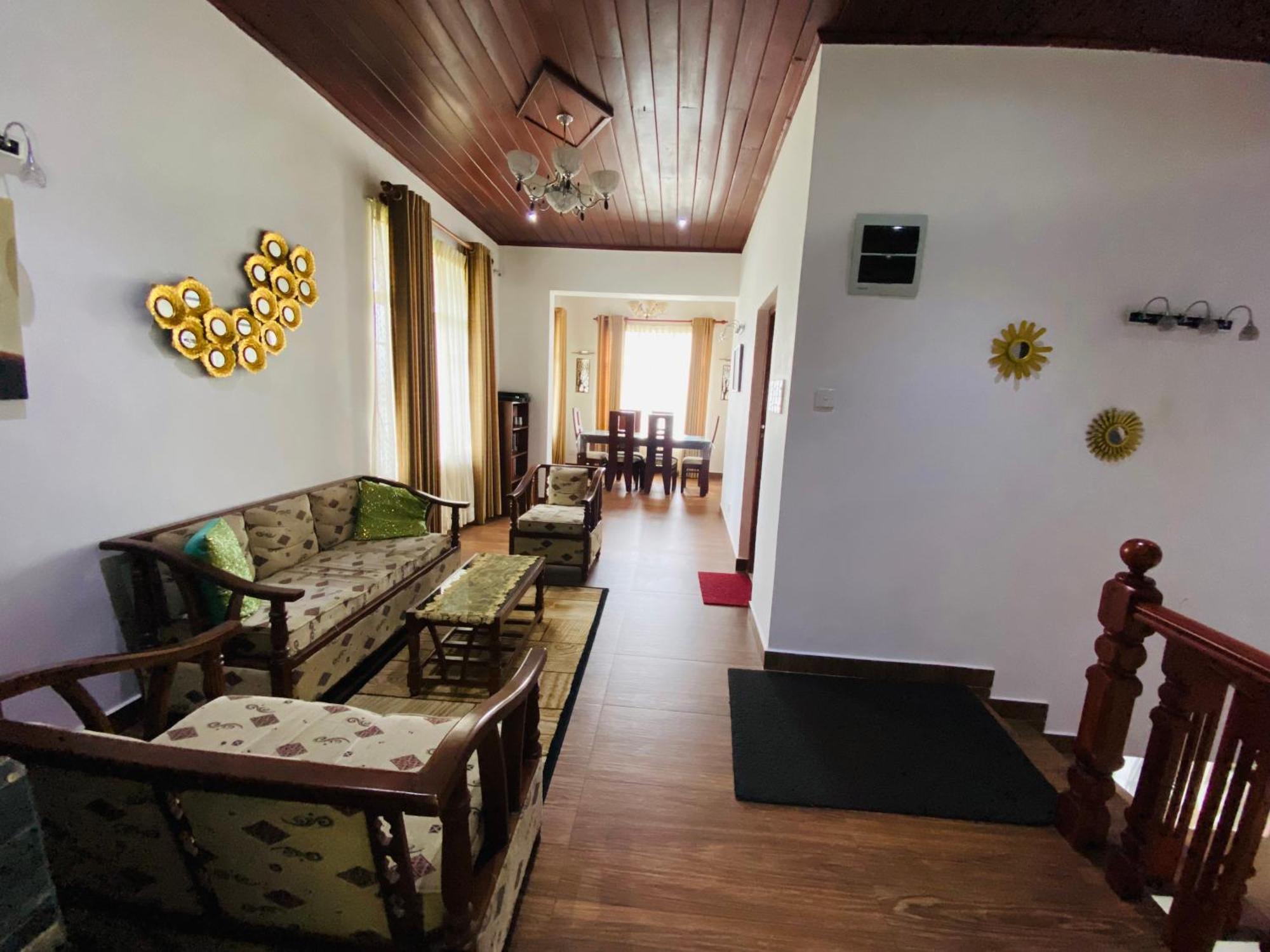 Thuring'S Holiday Bungalow Nuwara Eliya Esterno foto